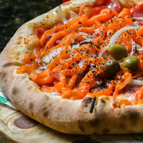 Mini Pizza Calabresa com Cheddar 20cm